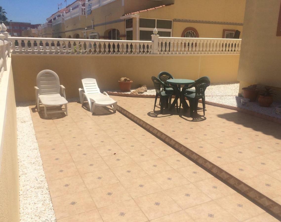 Torrevieja, La Torreta Ground Floor Apartment With Large Private Patio Garden エクステリア 写真